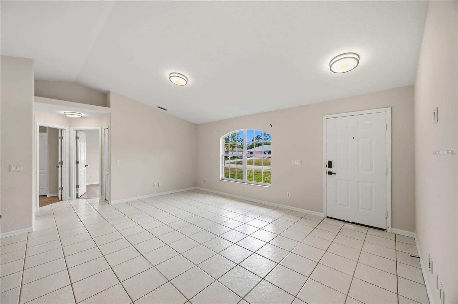 2260 Mistleto Lane – photo 5