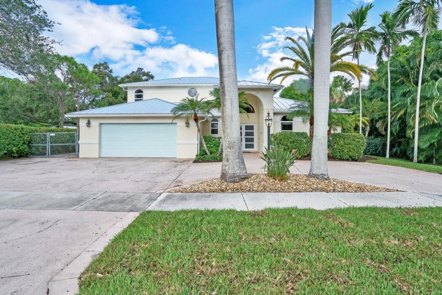 1311 NW 2ND Cir. – photo 1