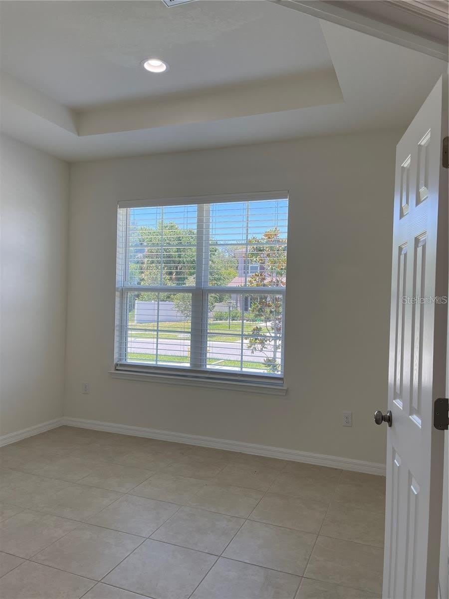 7905 SILVER CLOVER Court – photo 5