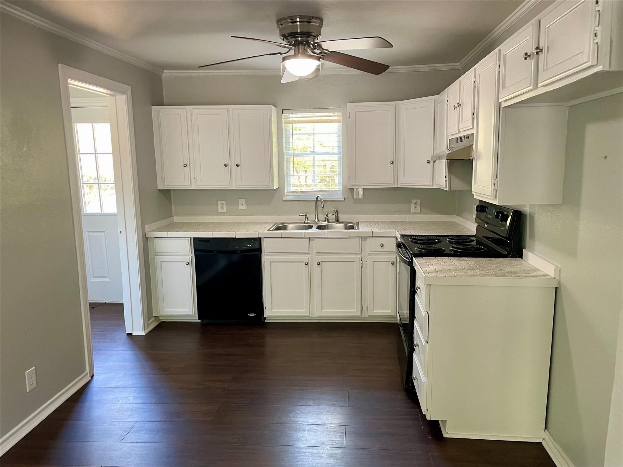 4003 4th Street – photo 2