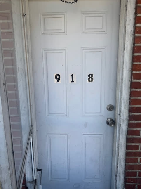 918 East 17th Street – photo 1