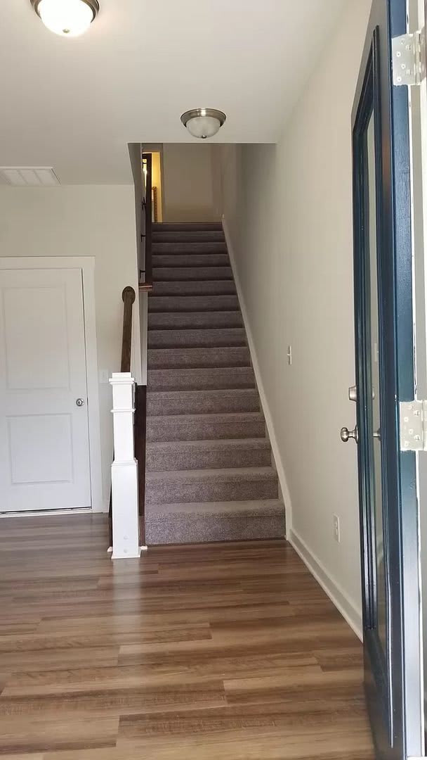Room in 3 Bedroom Home at 1024 Sharon Towns Dr – photo 5