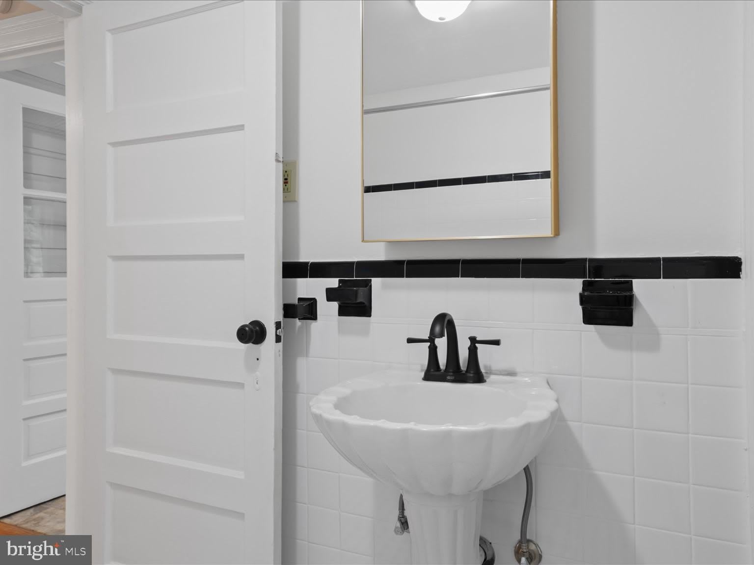 4701 8Th Road S – photo 3