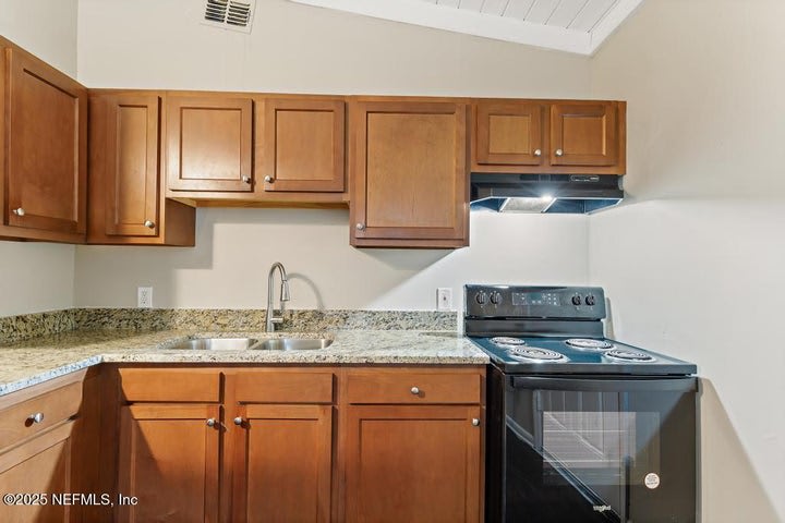 9346 10th Avenue – photo 4