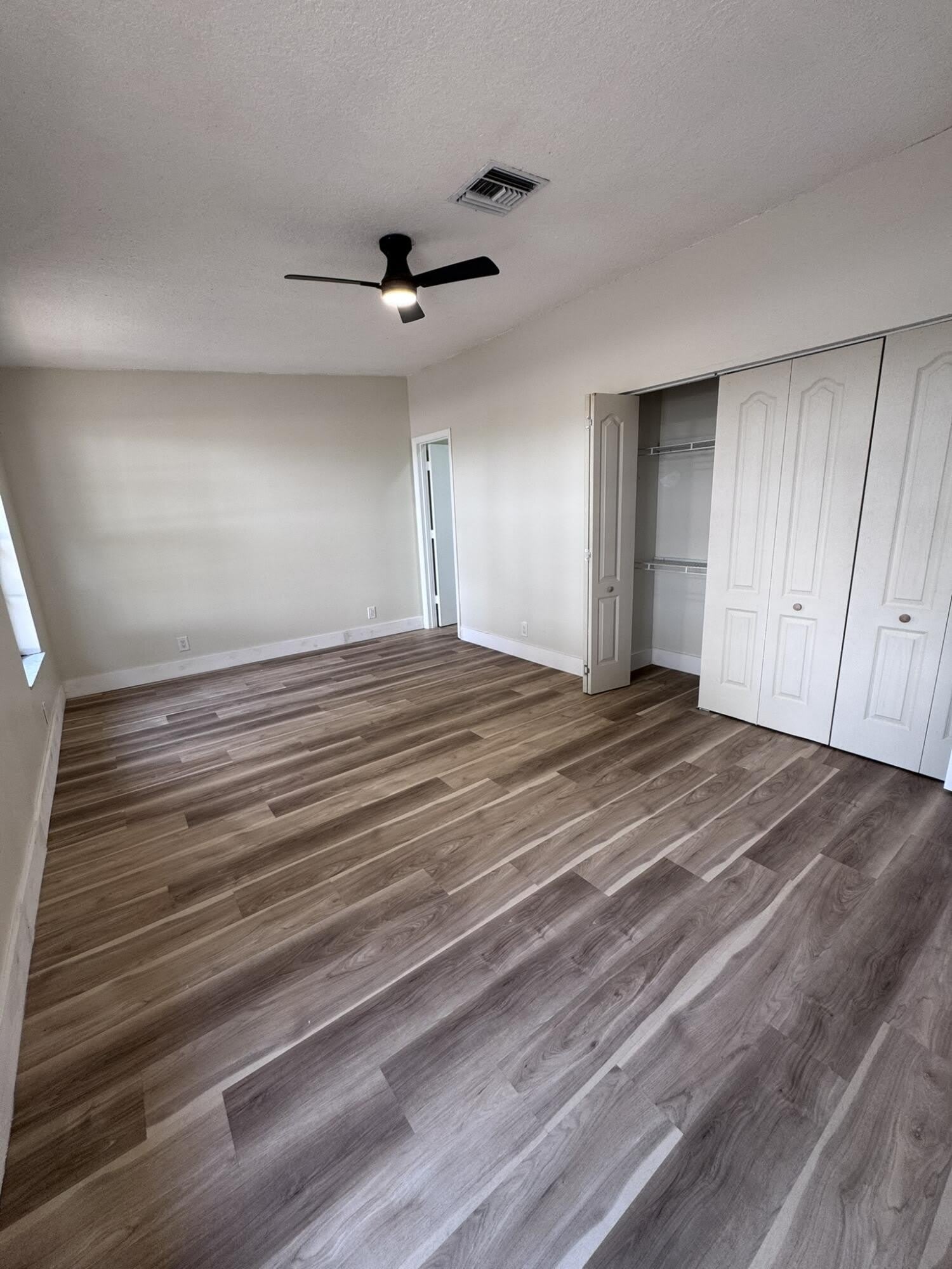7914 Pembroke Road – photo 4