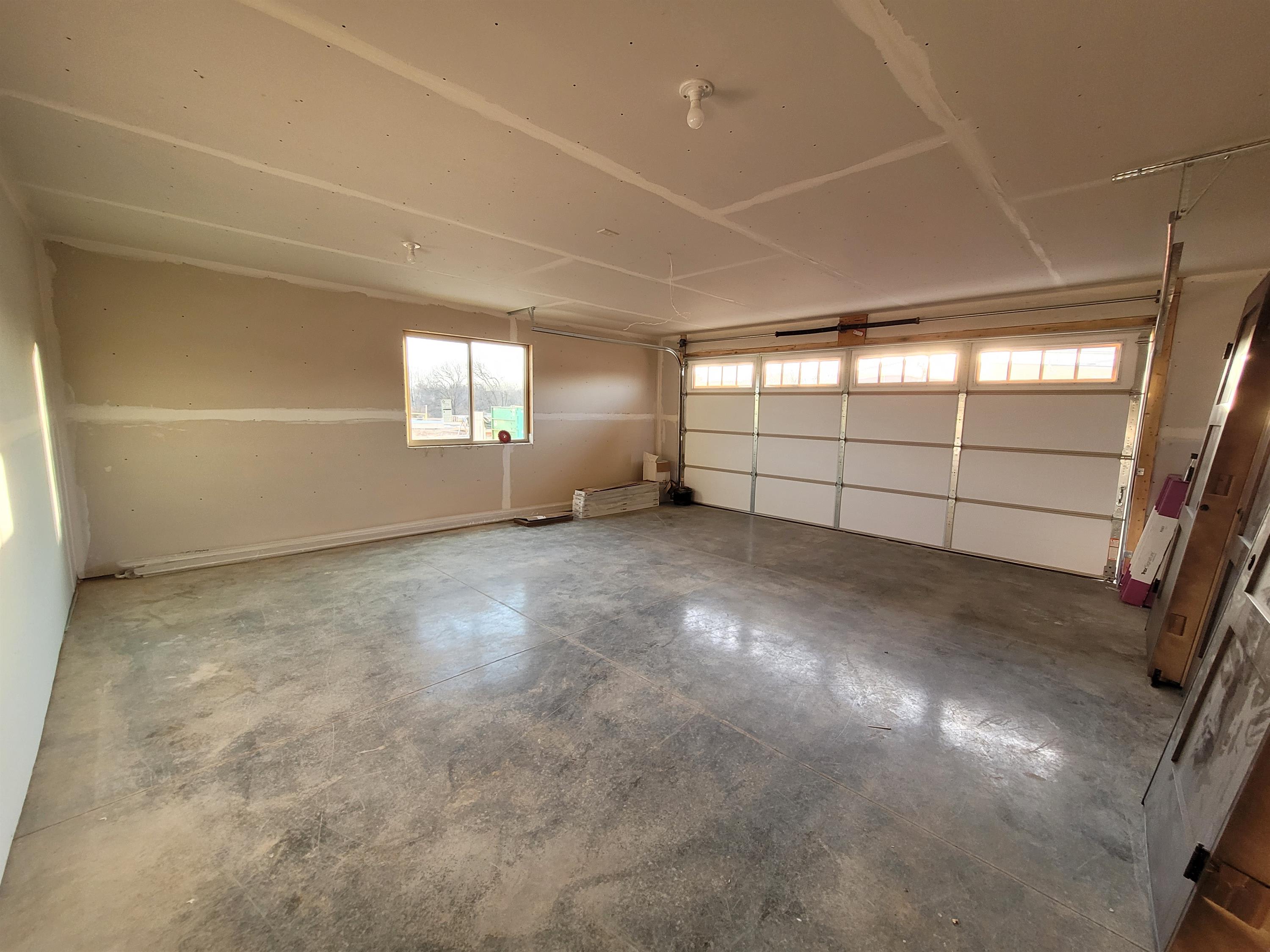 1640 Keanan Lane – photo 3