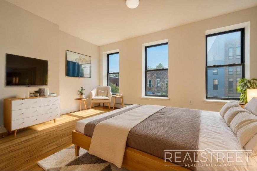 63 Palmetto Street – photo 5