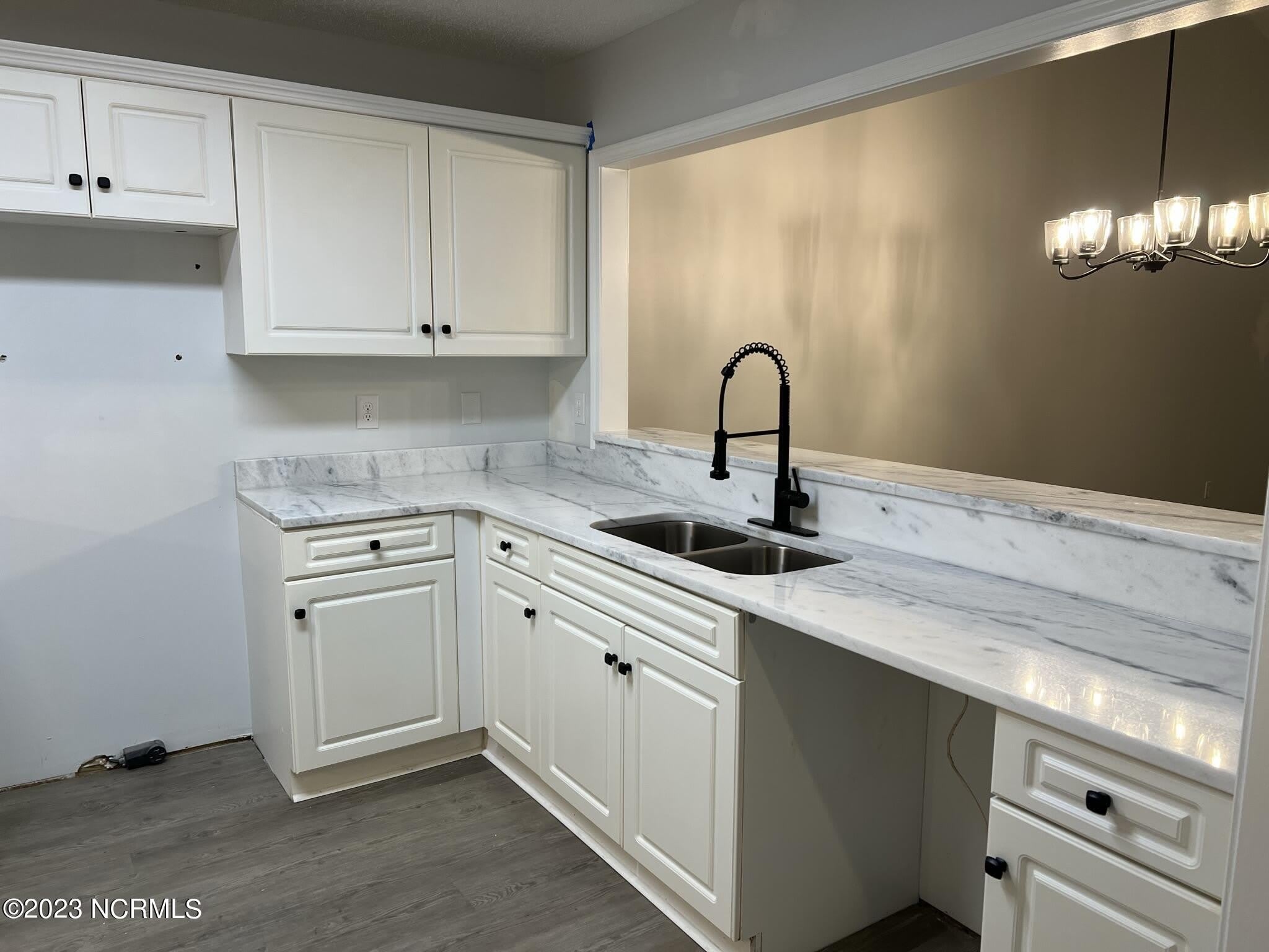 607 Sunset Oaks Lane – photo 5