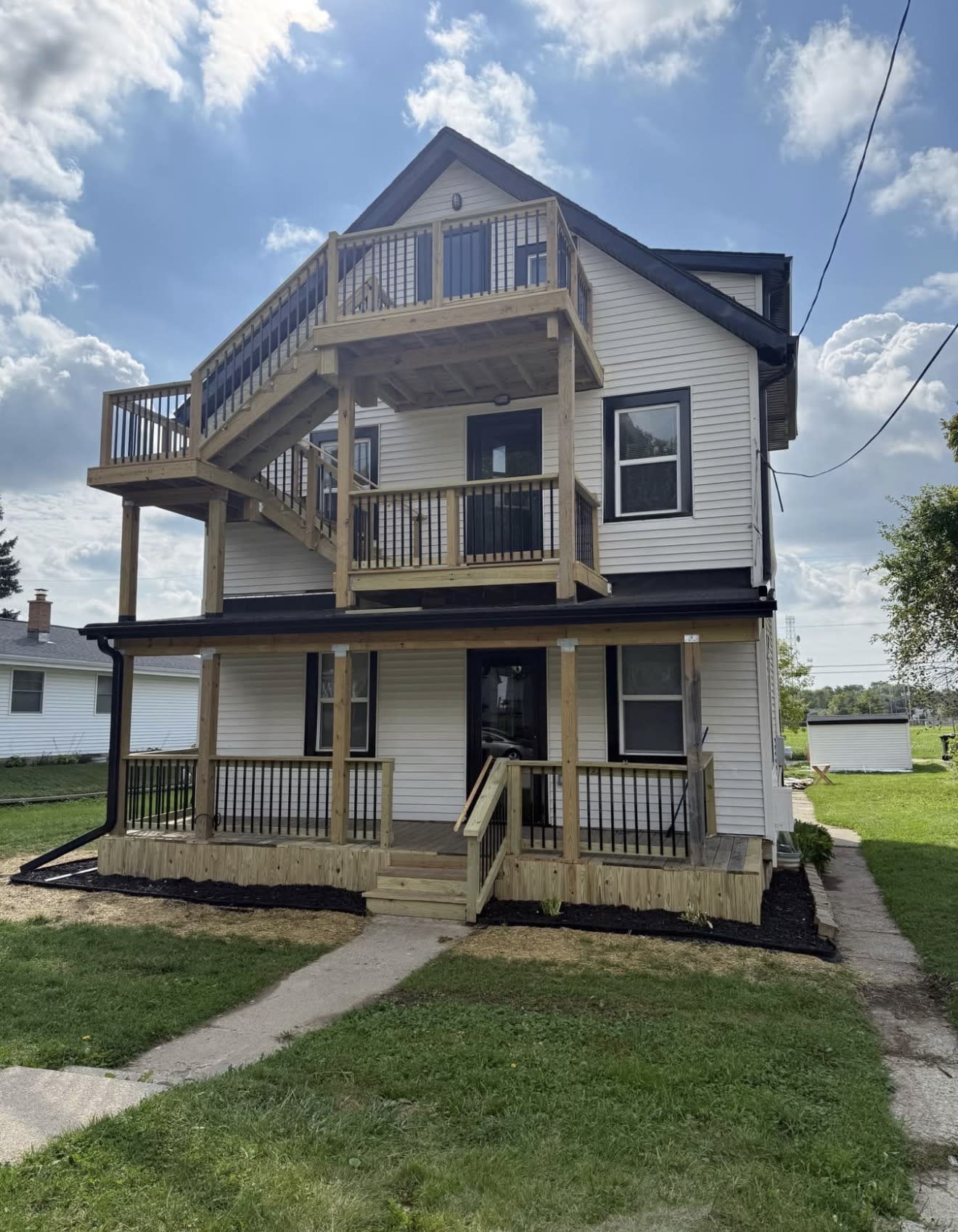 423 Marion Avenue – photo 4