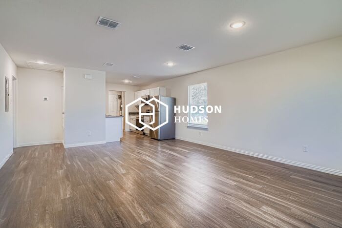 417 Carver Avenue – photo 3
