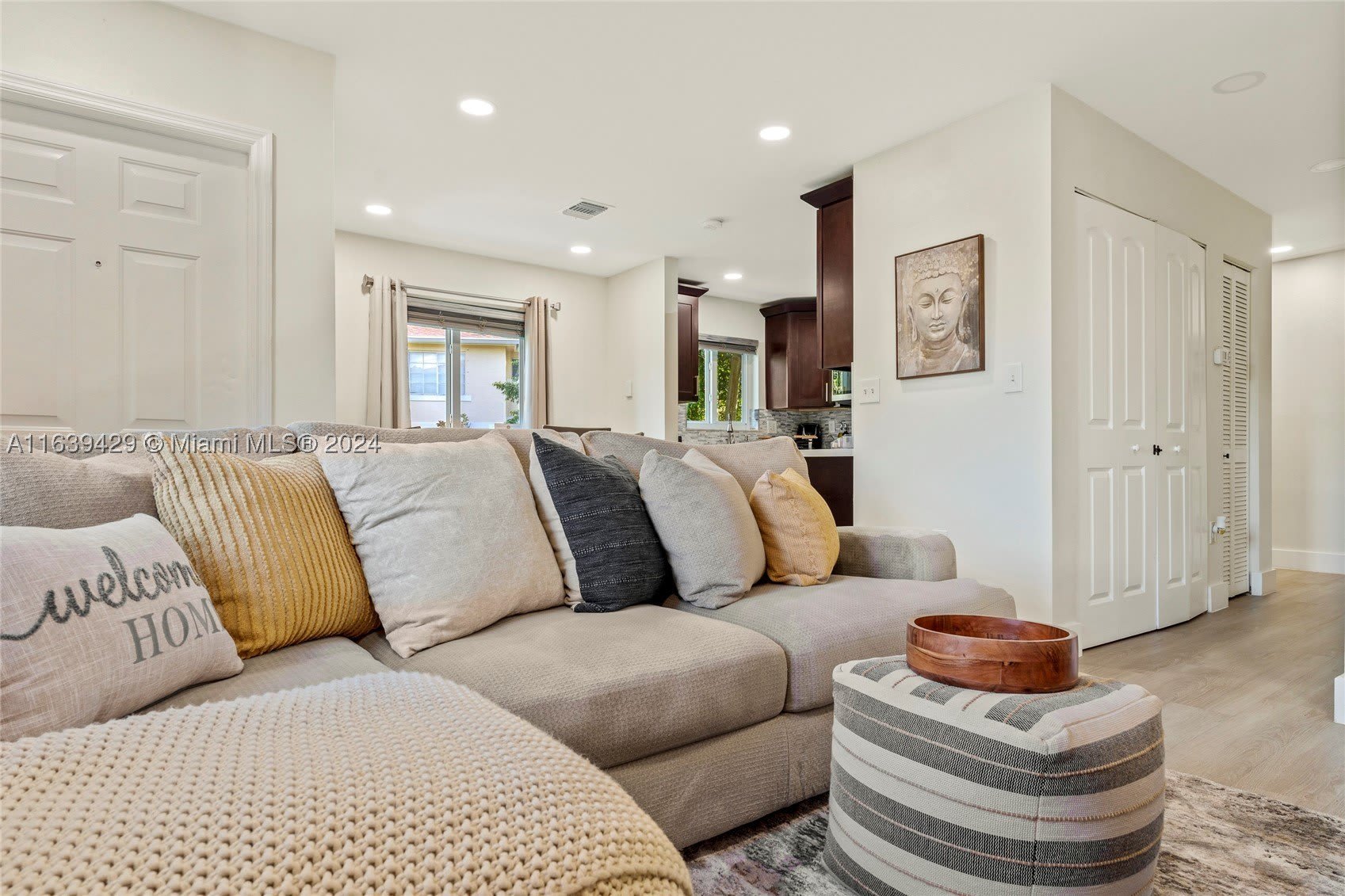 18606 SW 100th Ave – photo 4