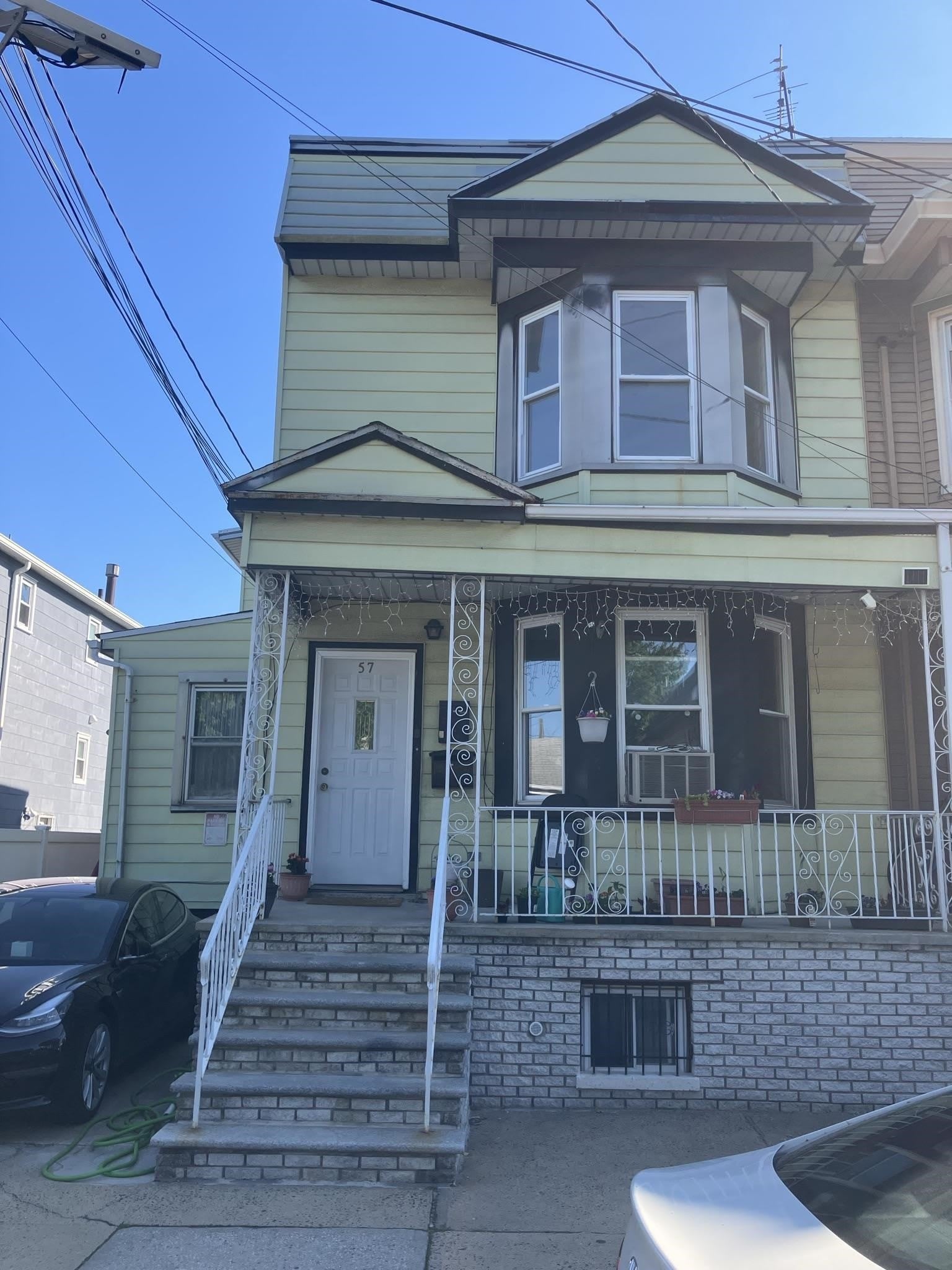 57 SILVER ST – photo 1