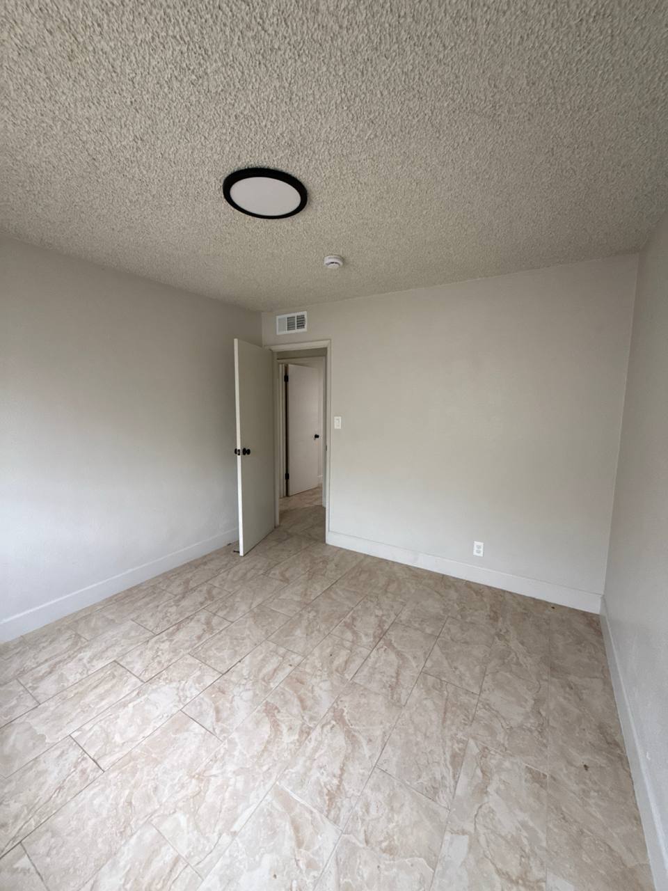807 Castaic Avenue1 – photo 2
