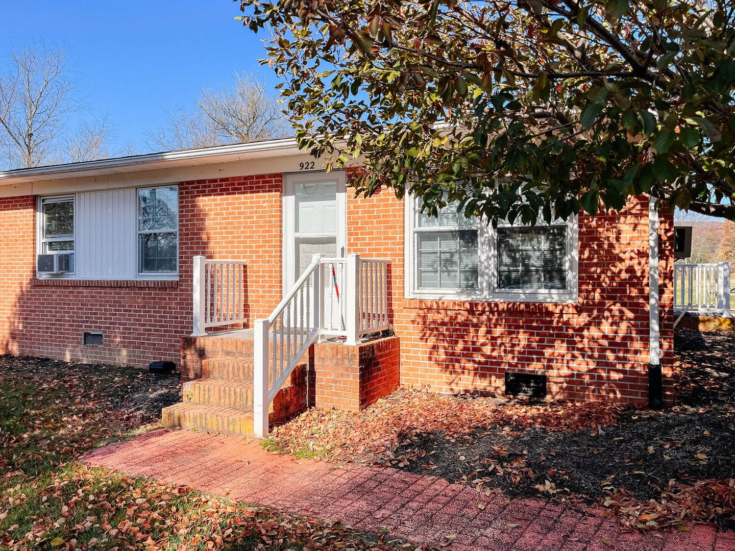 2 Bedroom 1 bath Duplex – photo 4