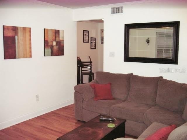201 COMO Street – photo 4