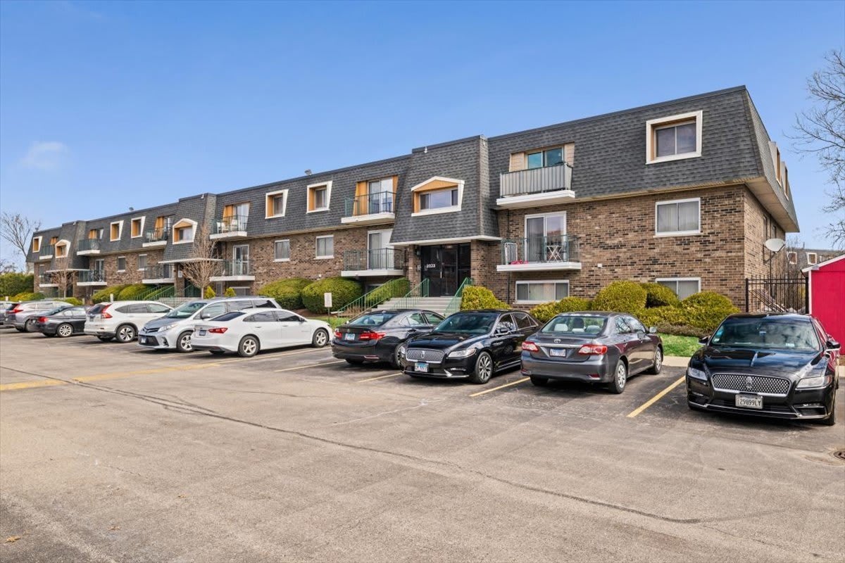 3223 W Parkway Drive – photo 2