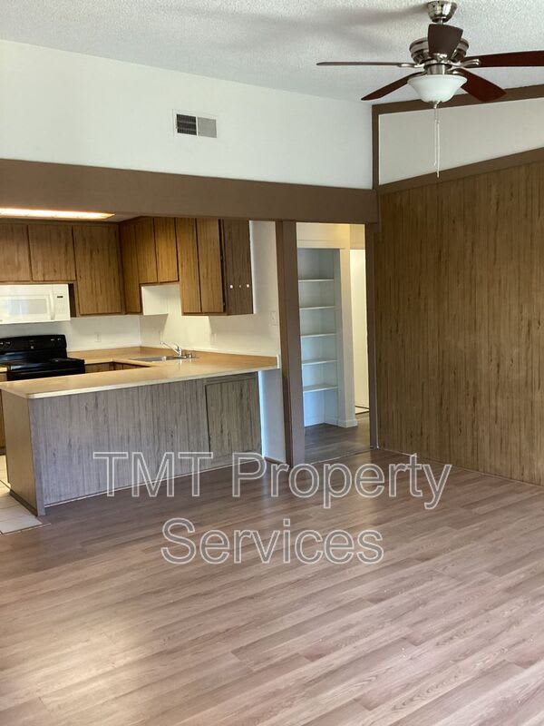 7847 Orchard Woods Cir – photo 3