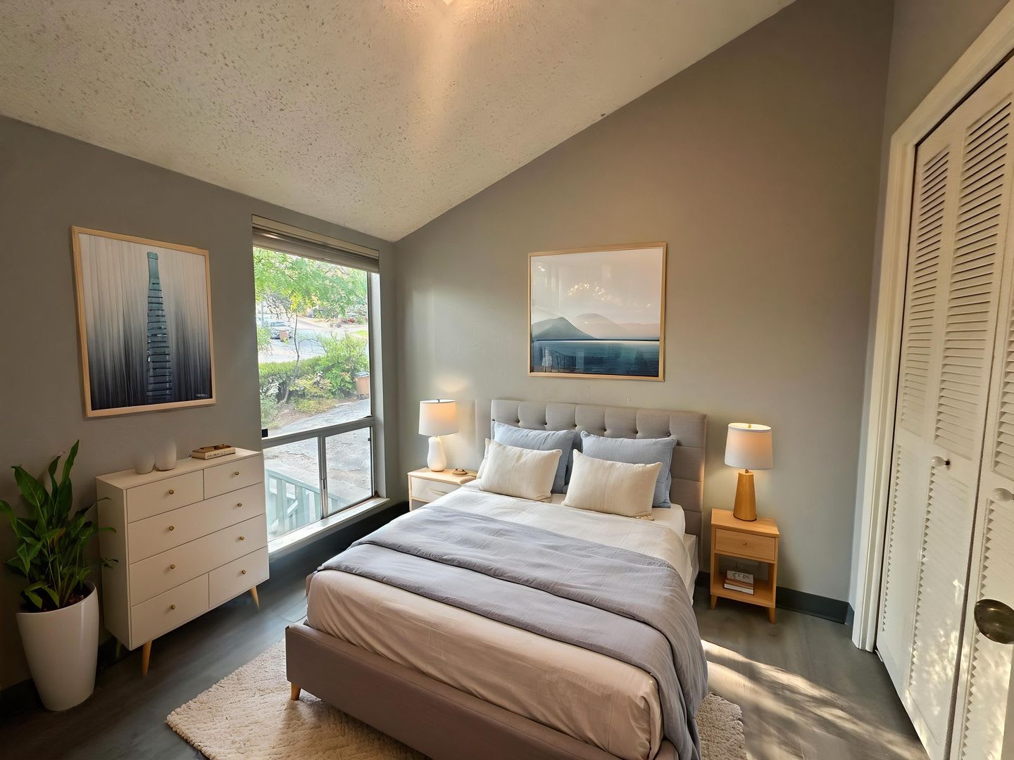 Available: 2-Bedroom Zilker Condo Near Barton Springs & Downtown – photo 2