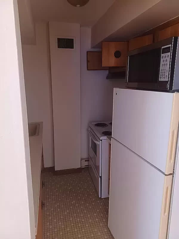 869 Forest Avenue – photo 5
