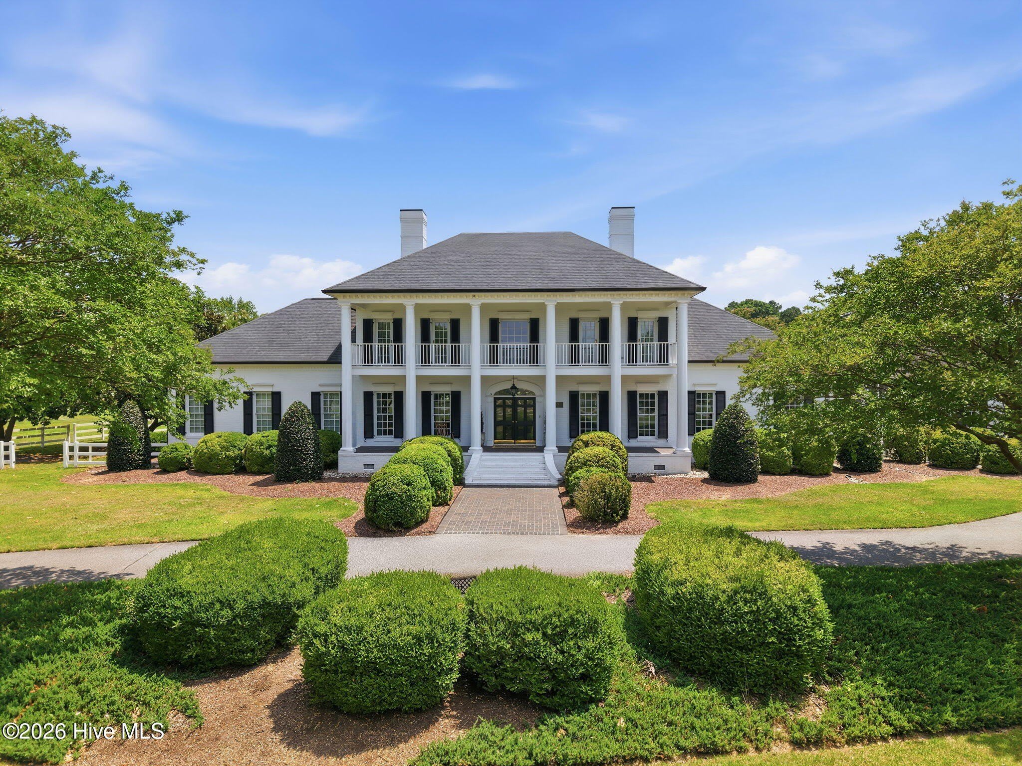 579 Lexington Drive – photo 1