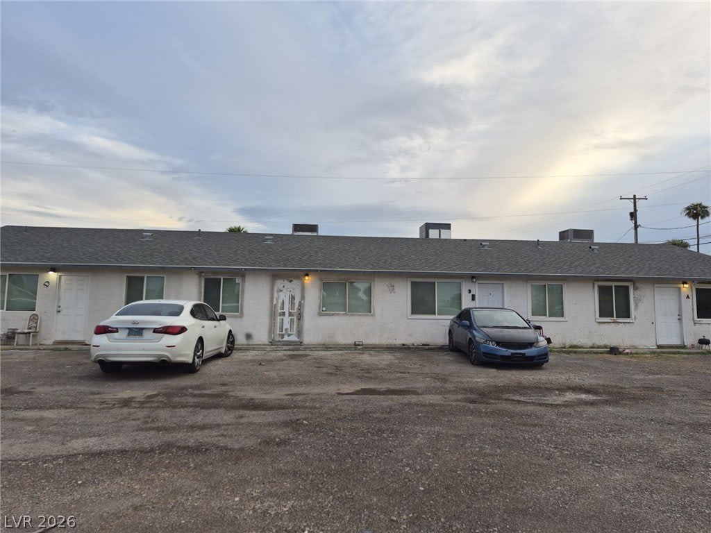 1831 N Walnut Road – photo 2