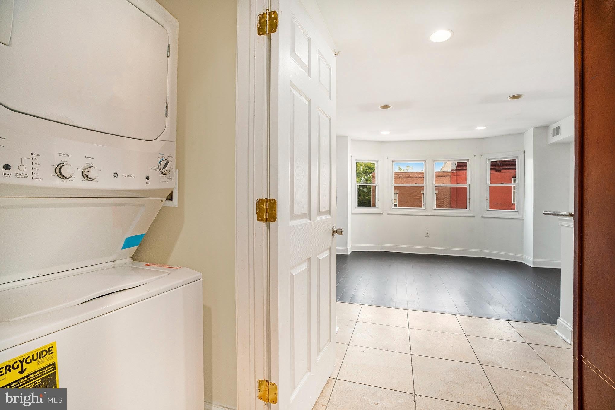 2027 N 15TH Street – photo 5