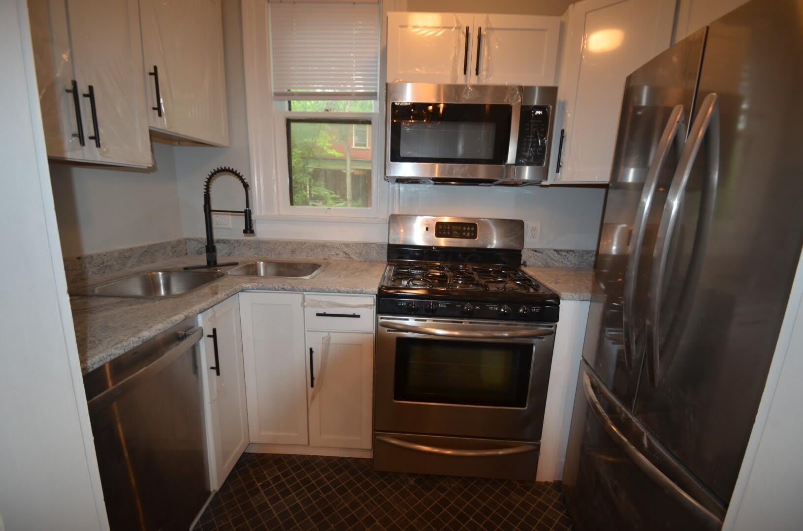 301 W 5th Avenue – photo 4