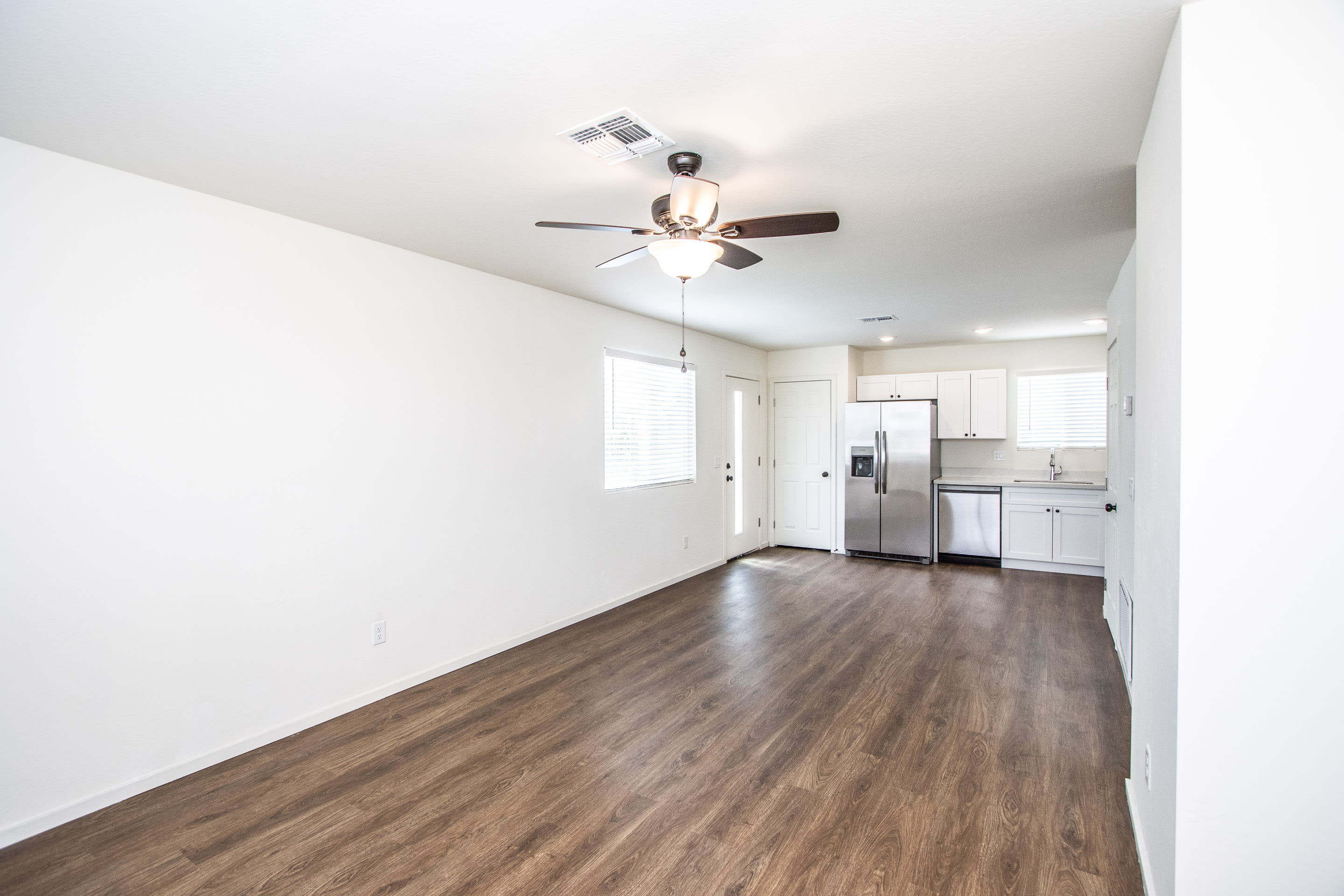 2525 W State Ave Unit D – photo 4