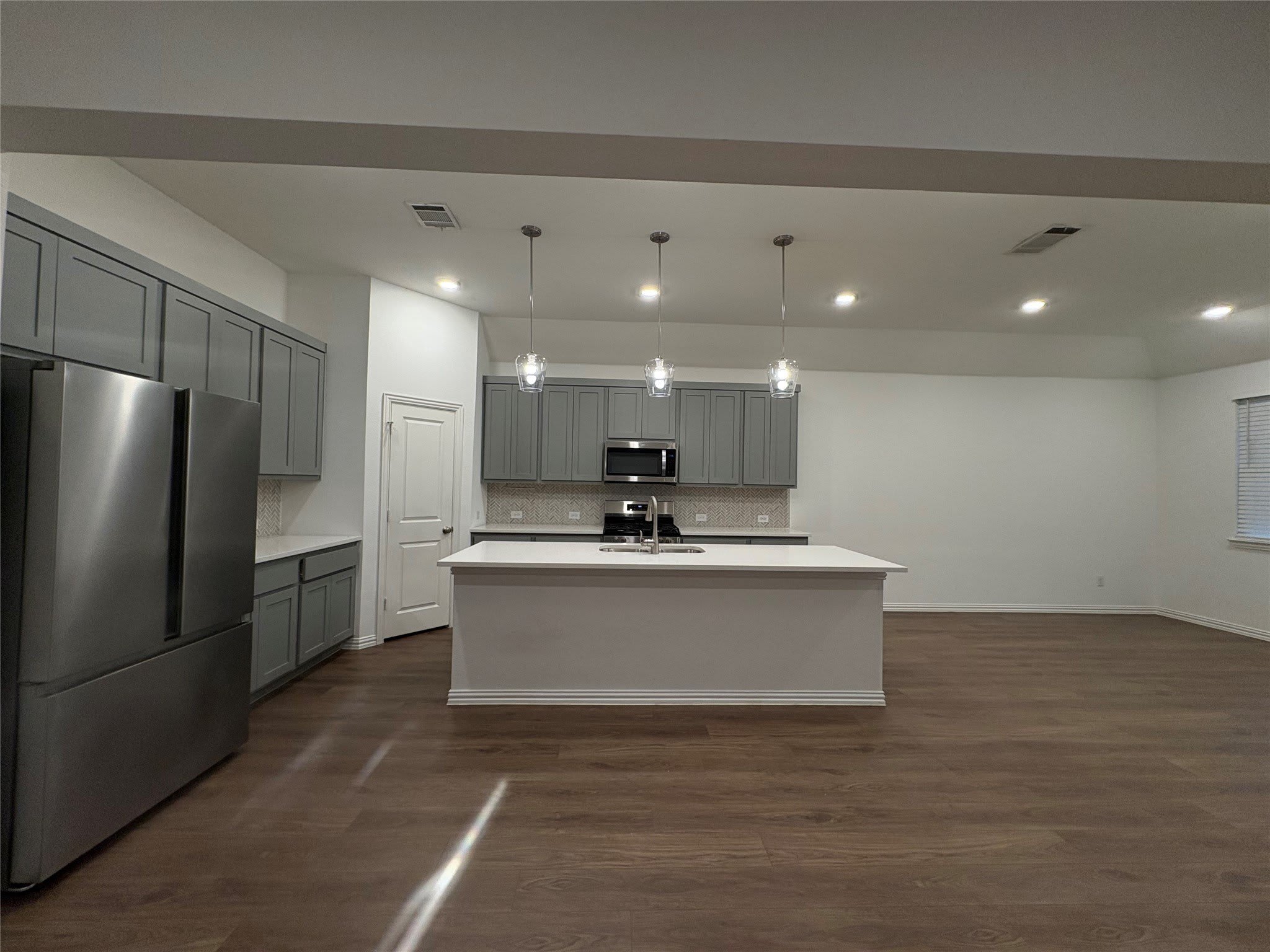 1736 Everglades Drive – photo 2