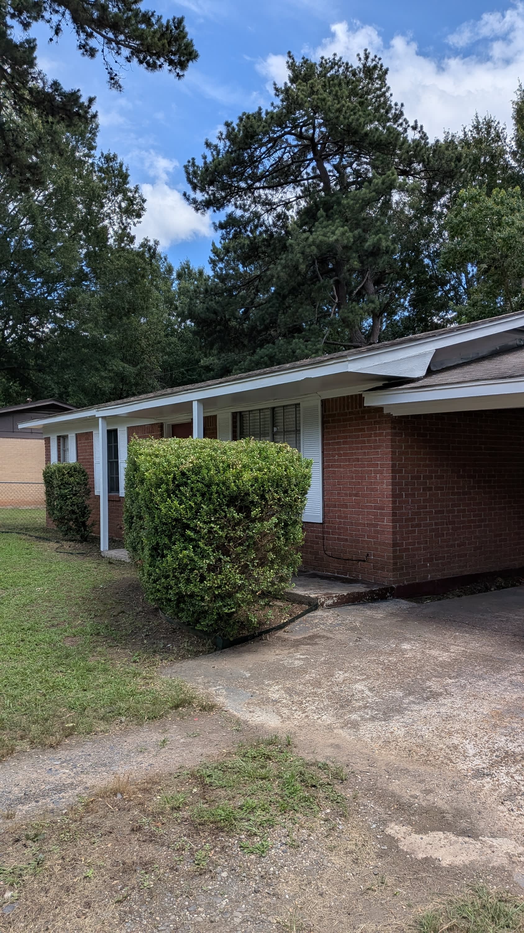711 Hillview Street – photo 3
