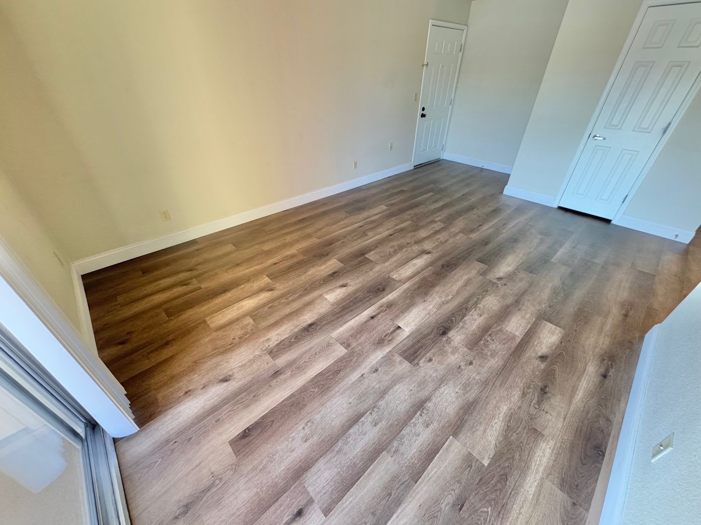 Charming 1-Bedroom Condo with Private Patio – photo 4