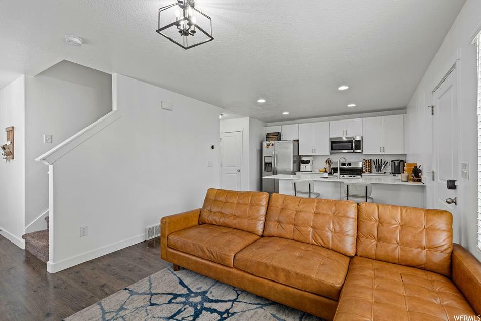231 Warbler Court – photo 3