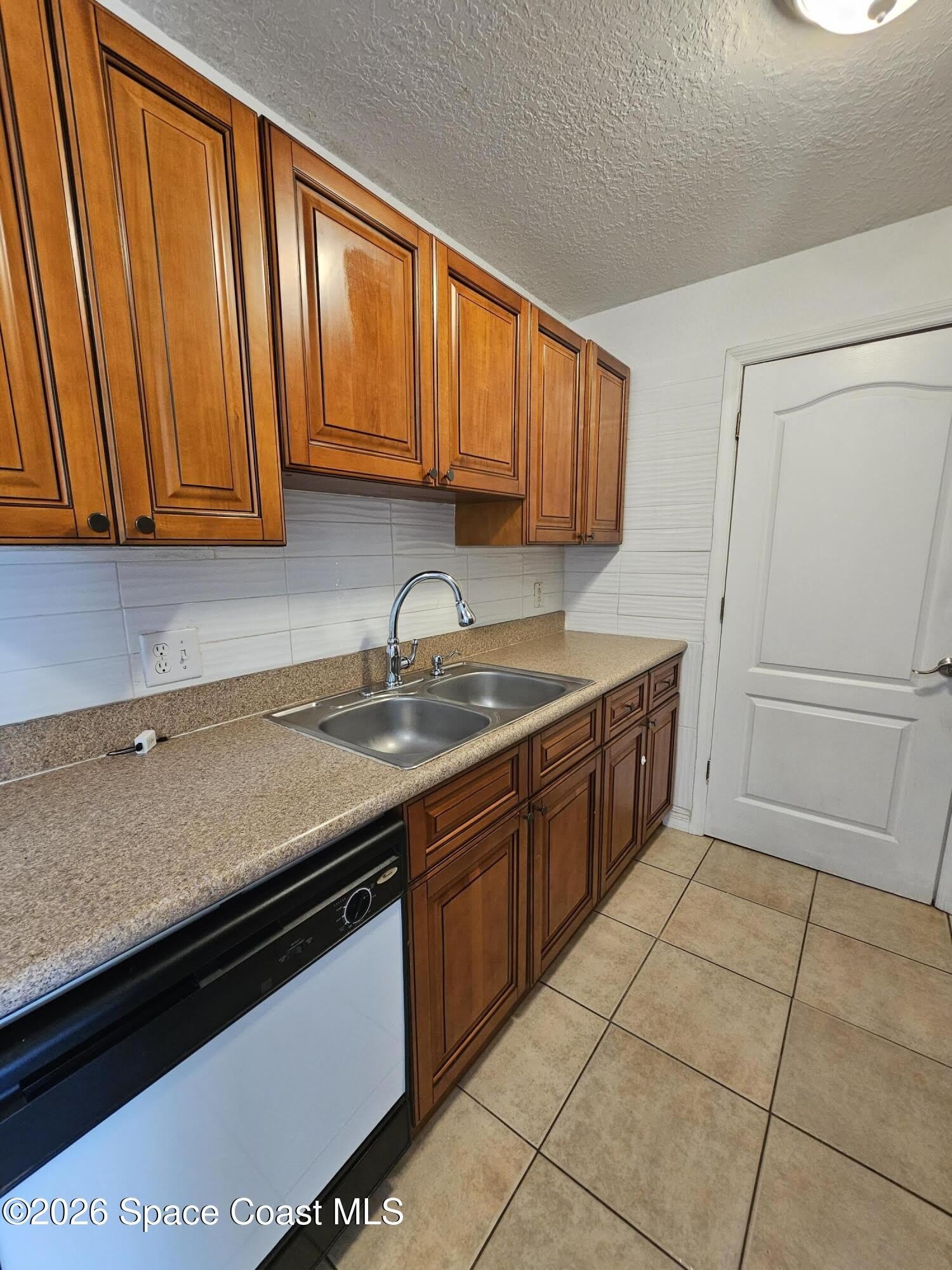 2101 Forest Knoll Drive NE – photo 3