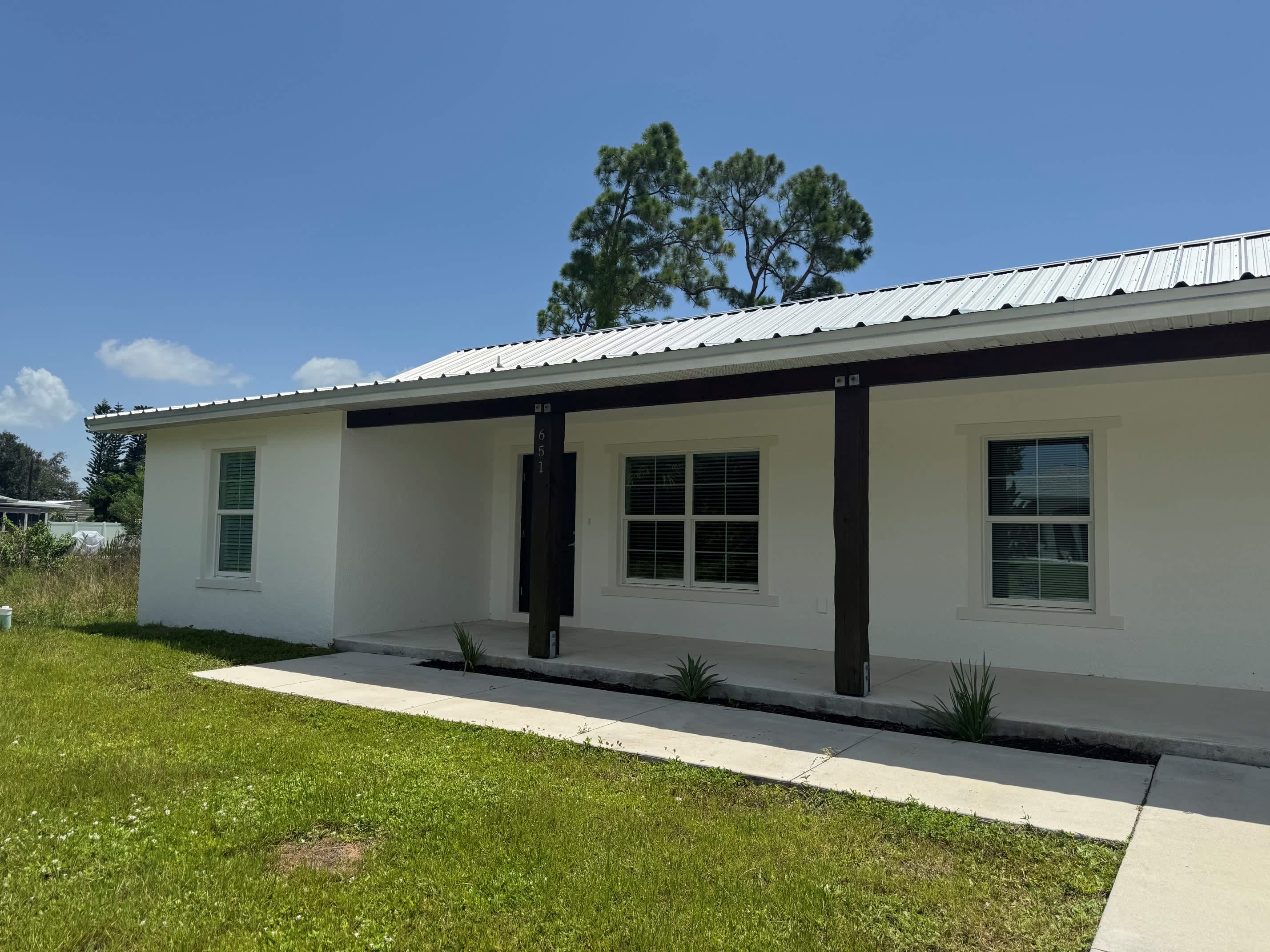 651 Chamber St Nw – photo 1