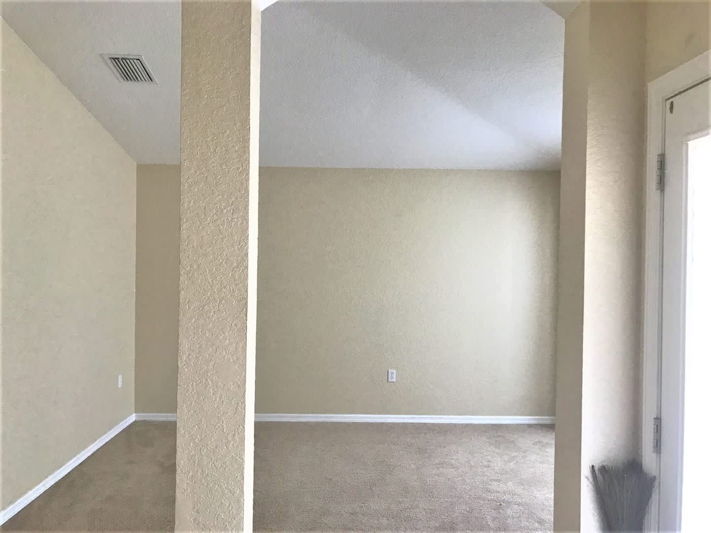 Beautiful Single Family 3 bedroom, 2 bathrooms Located in Kissimmee!!! – photo 2