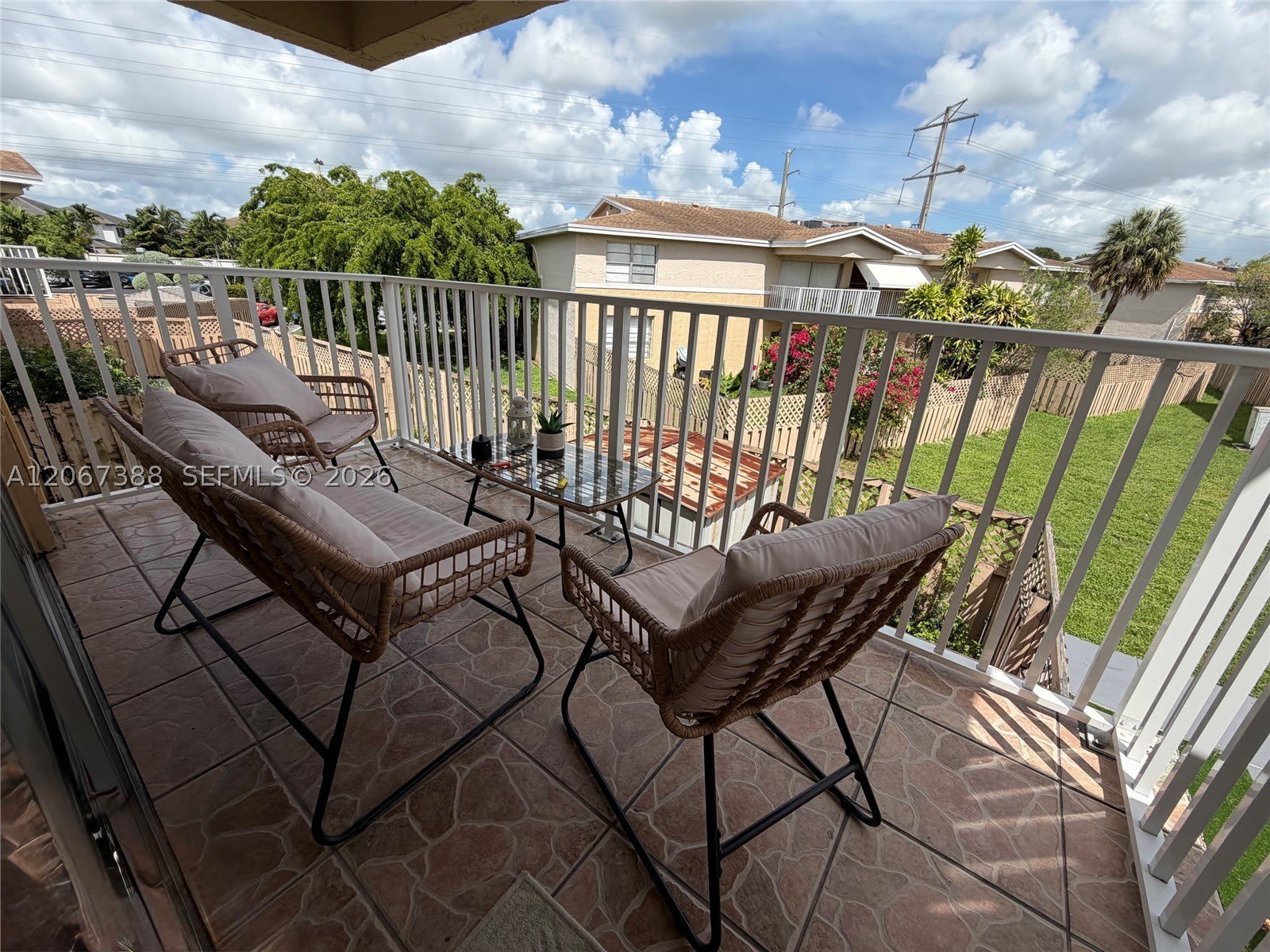 4550 NW 79th Ave – photo 2