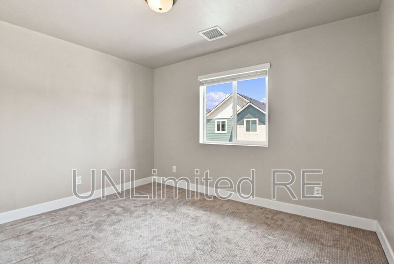12249 Curtis Ct – photo 5
