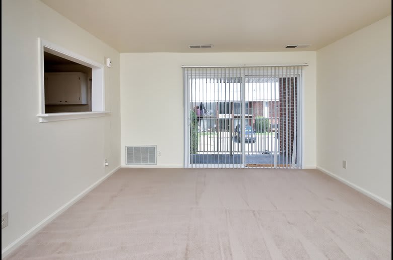 East Bay Apartments – photo 3