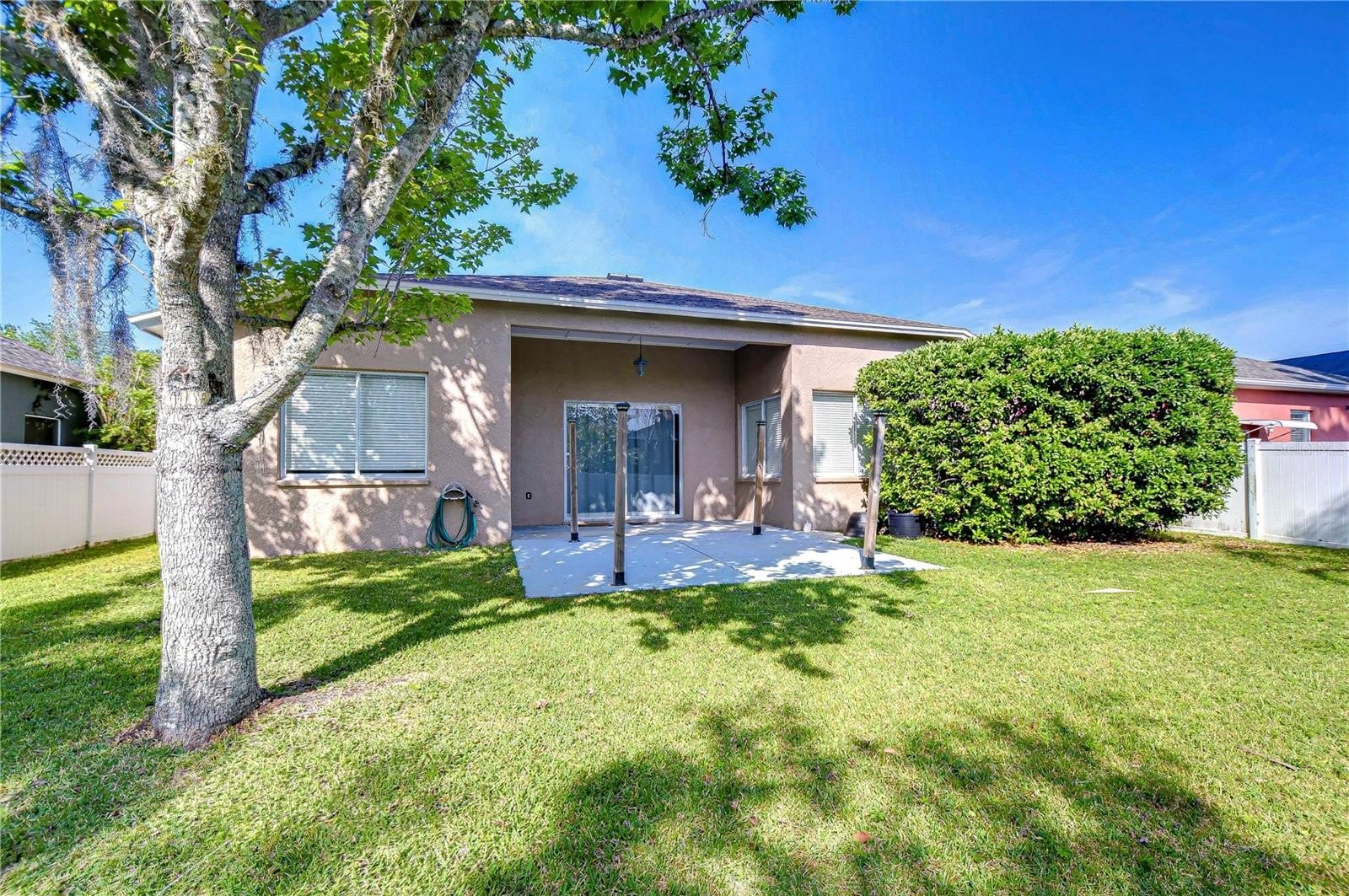 6716 BLUFF MEADOW Court – photo 4