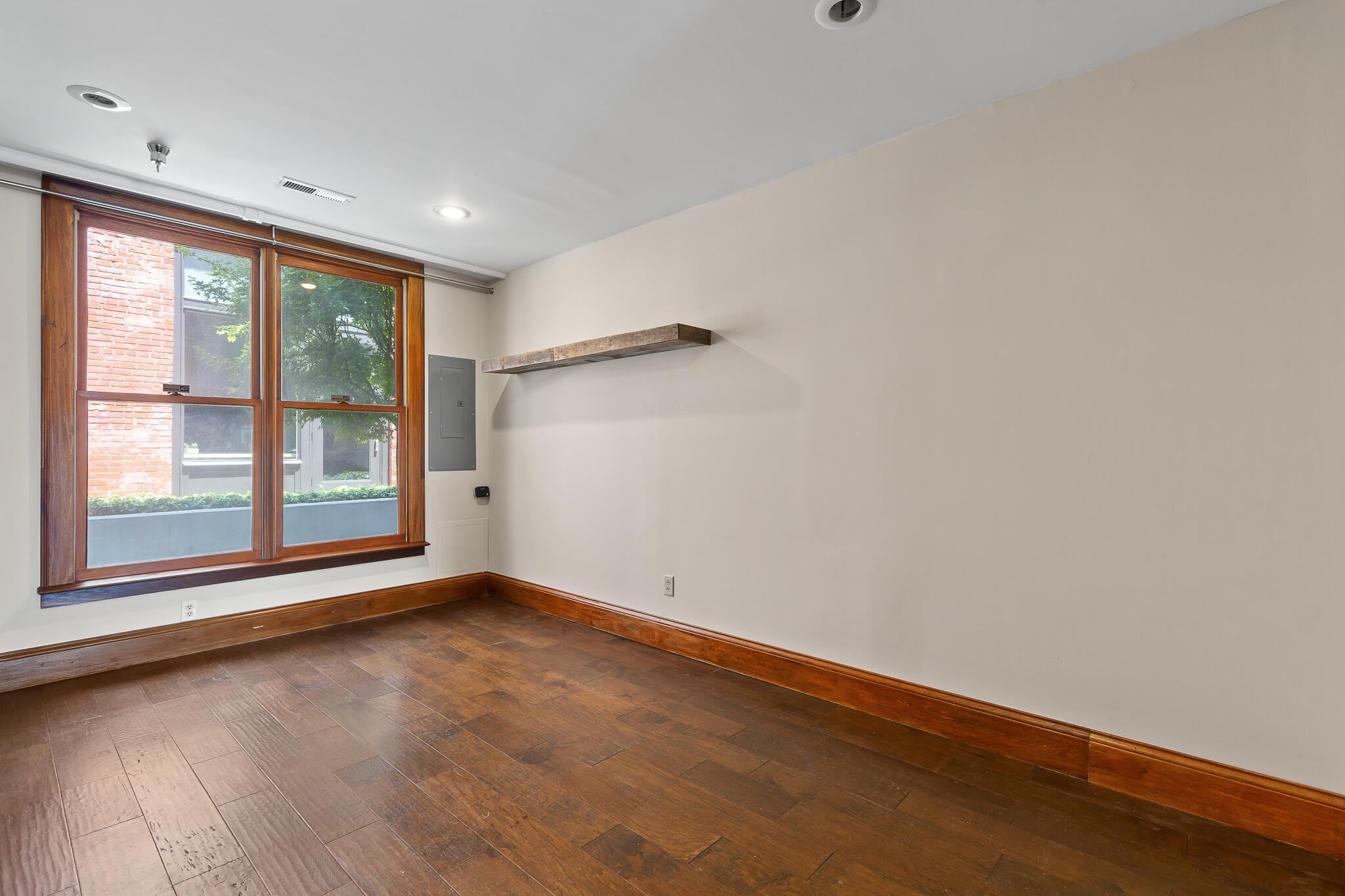 1428 Williams Street – photo 3