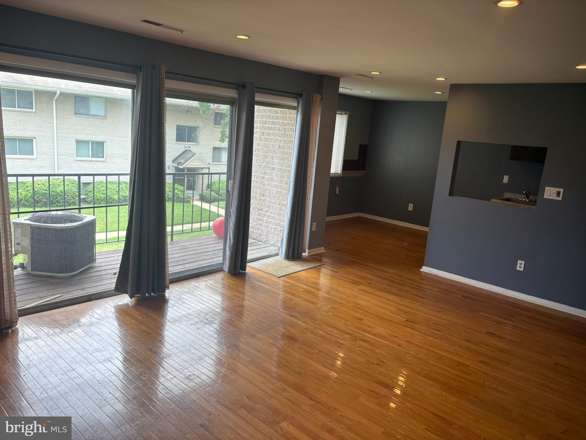 5424 85TH – photo 3