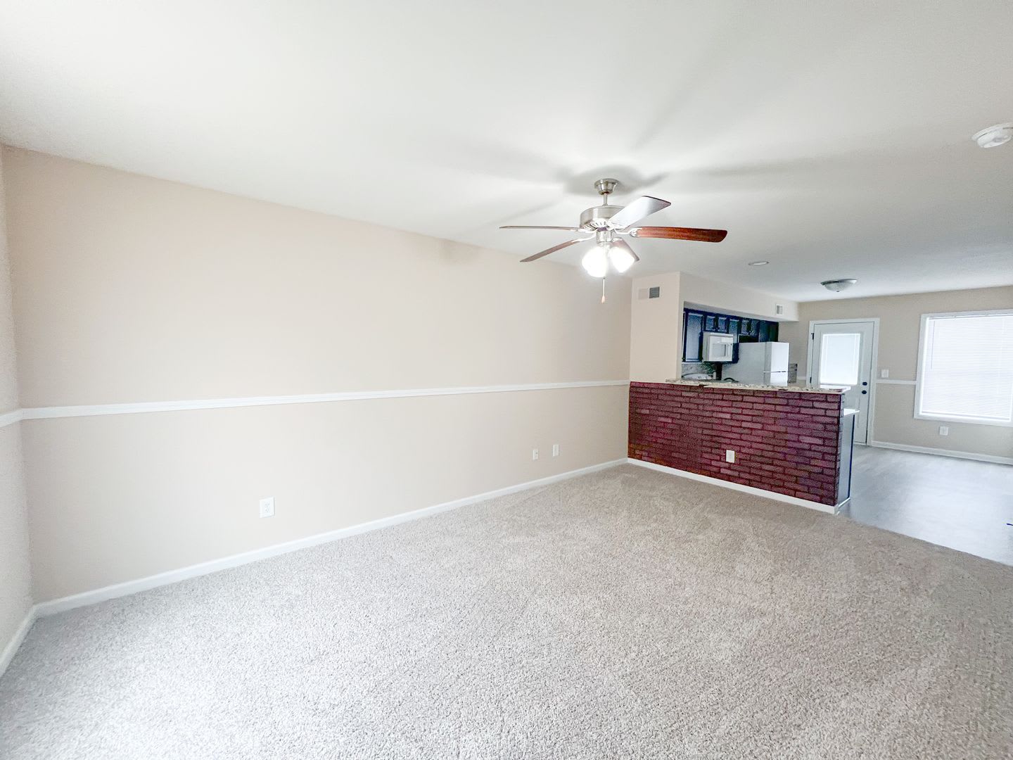 2 Bedroom 1.5 Bathroom Townhome – photo 3