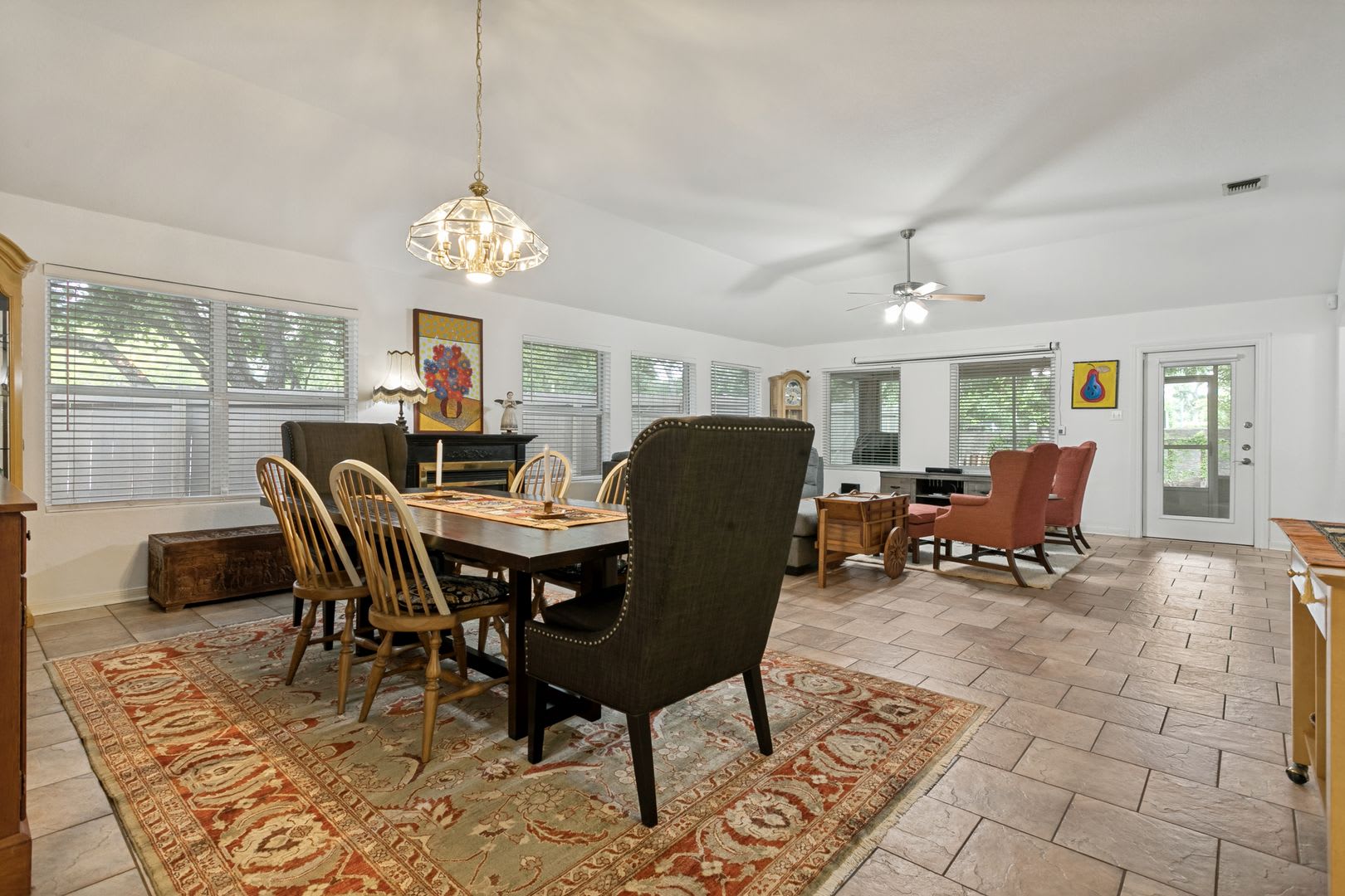 FURNISHED OAKWELL FARMS SINGLE-STORY – photo 5