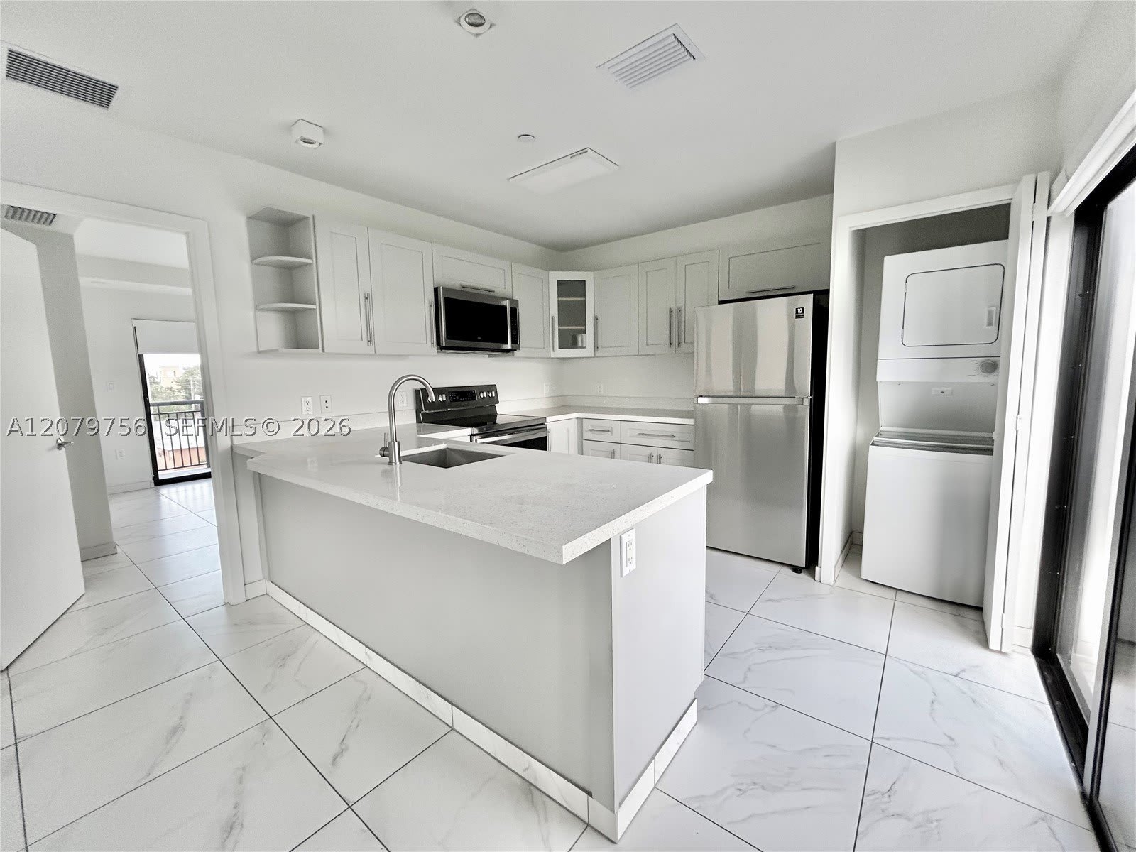 836 Sw 2Nd St – photo 2