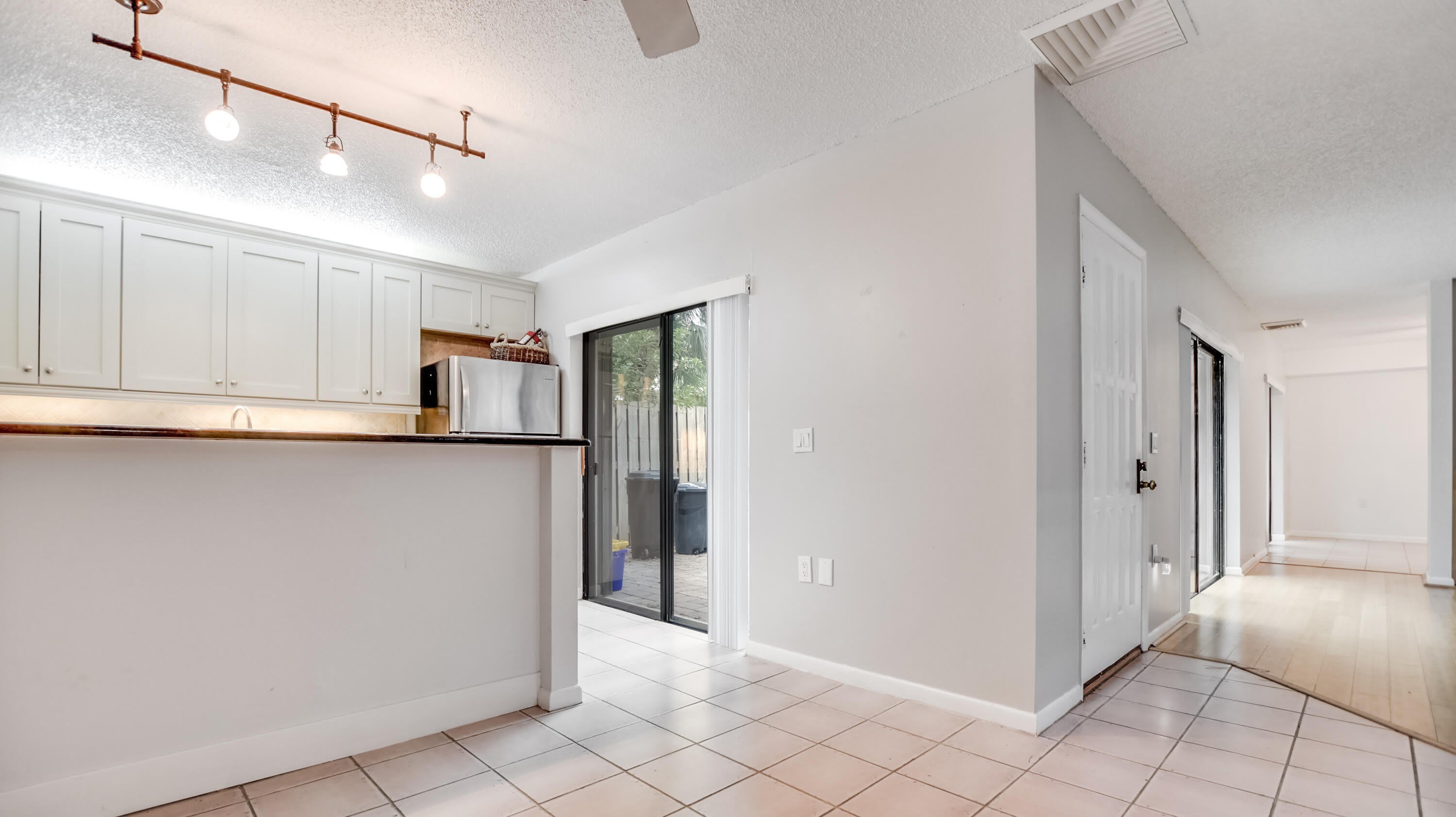 121 1st Lane – photo 3