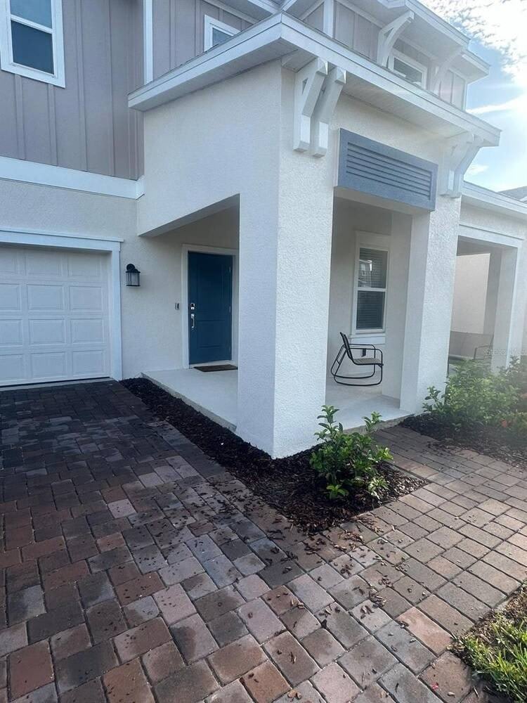 4205 Jespersen Street – photo 1