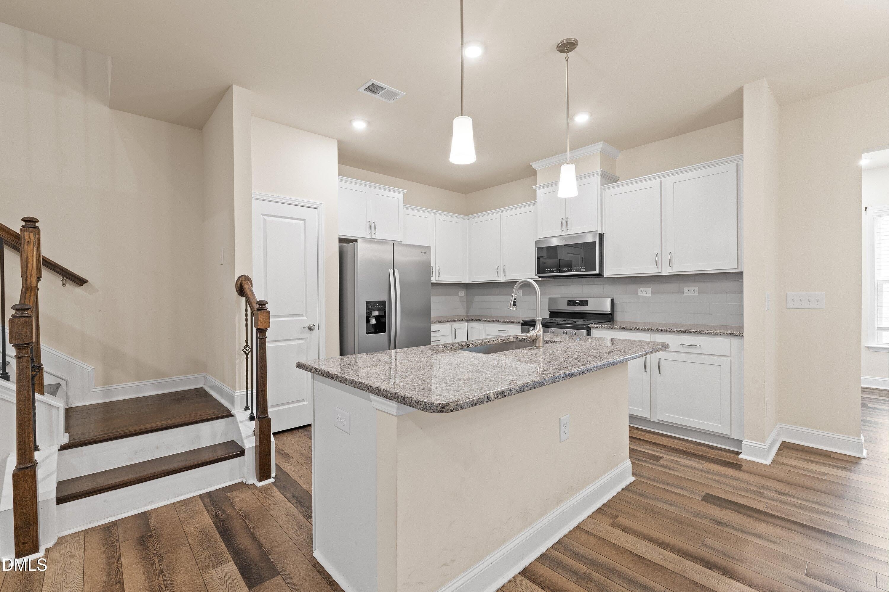 1178 Citadel Avenue – photo 5