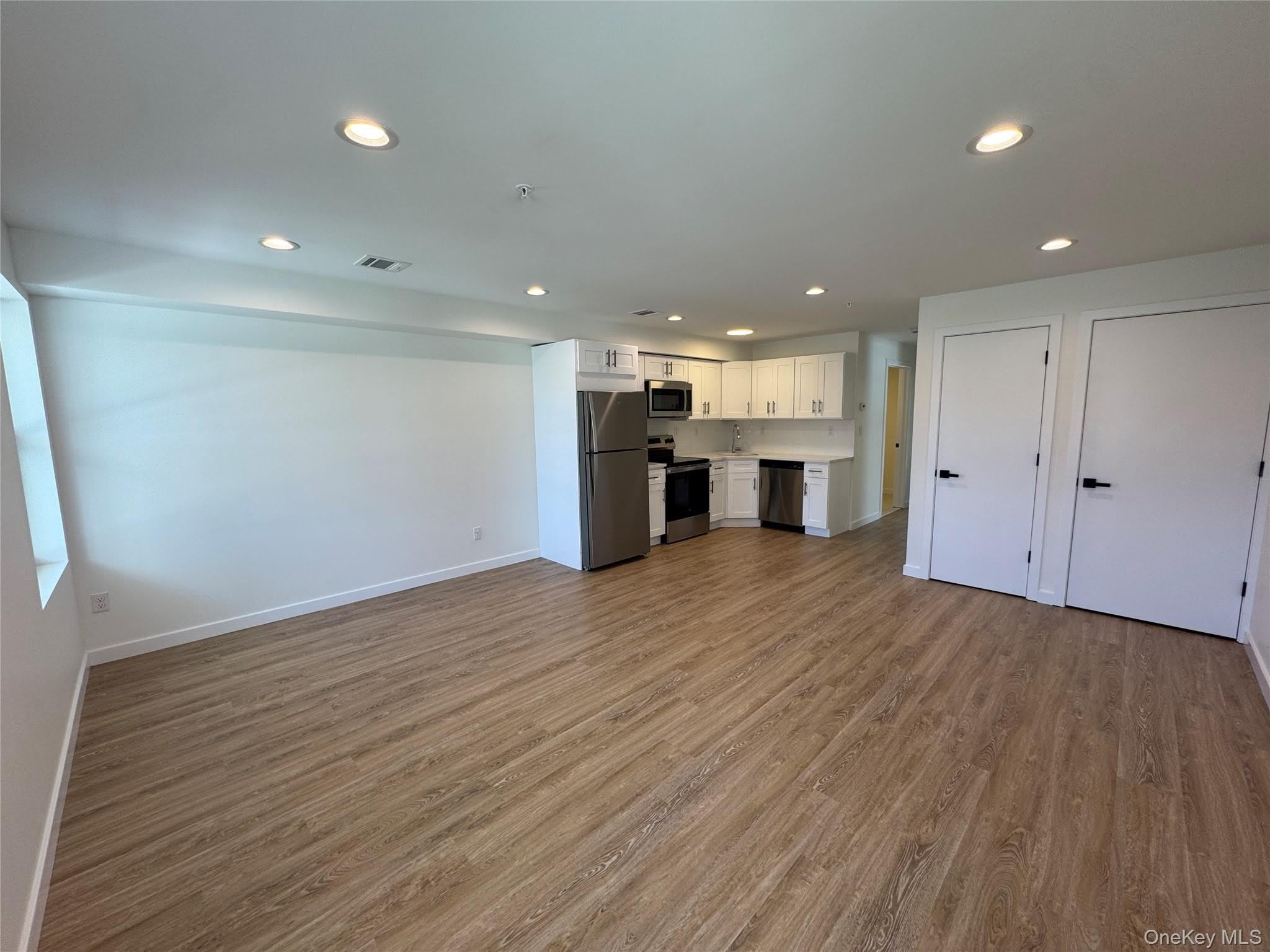 13 Park Avenue – photo 3