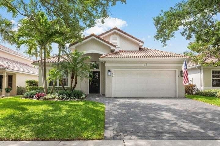 1050 Delray Lakes Drive – photo 1