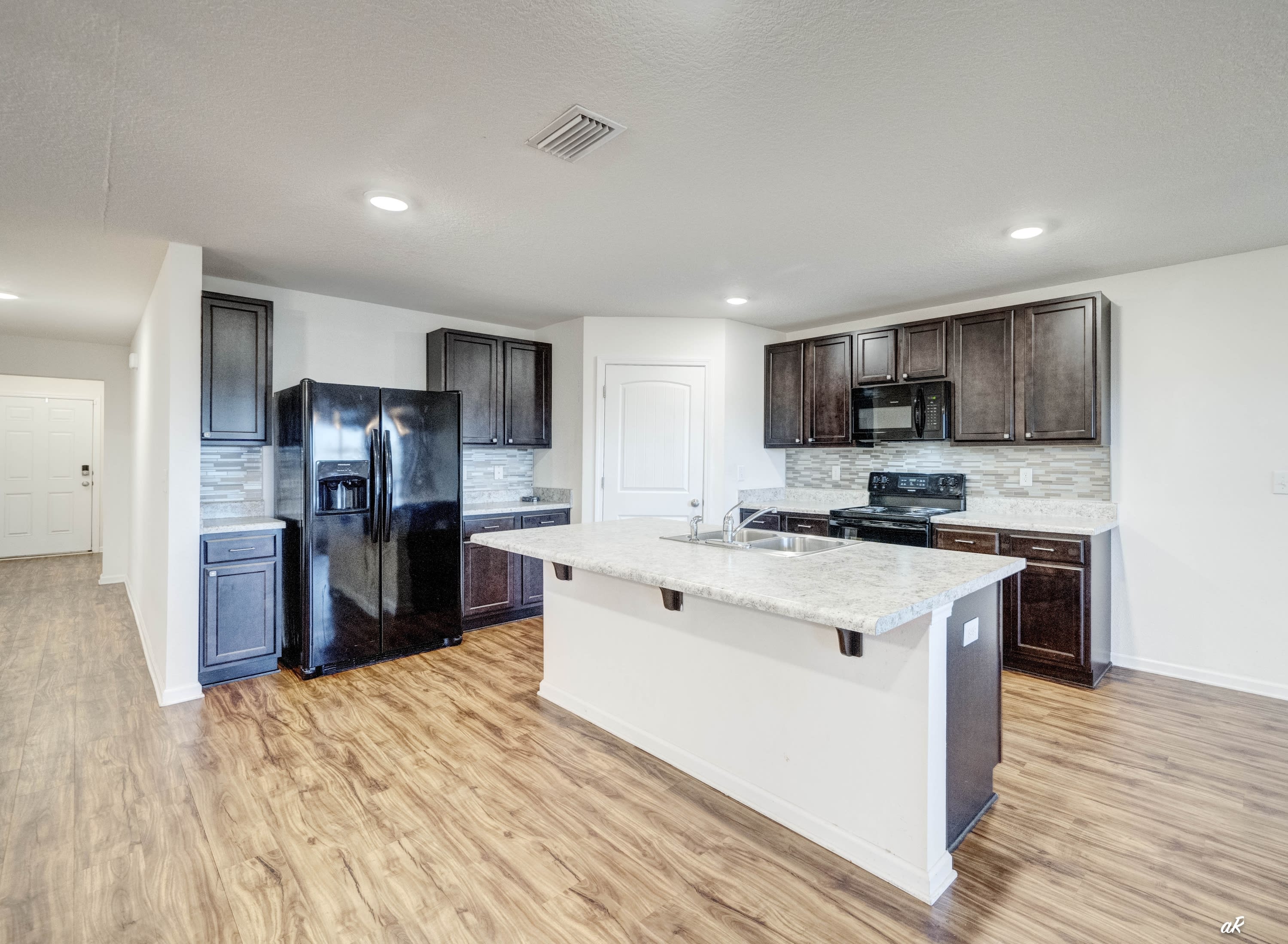 7138 Hatteras Boulevard – photo 4